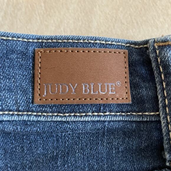 Judy Blue Straight Jeans - Picture 7 of 10